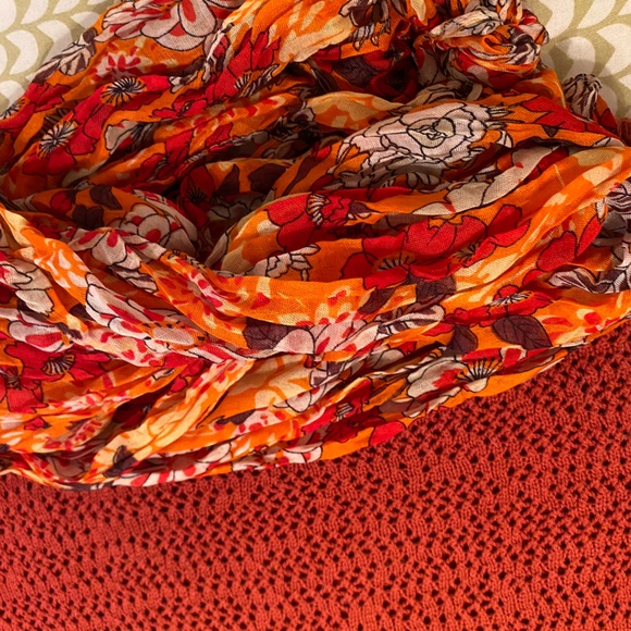 Burnt orange open weave cotton sweater with free matching scarf - Picture 4 of 4